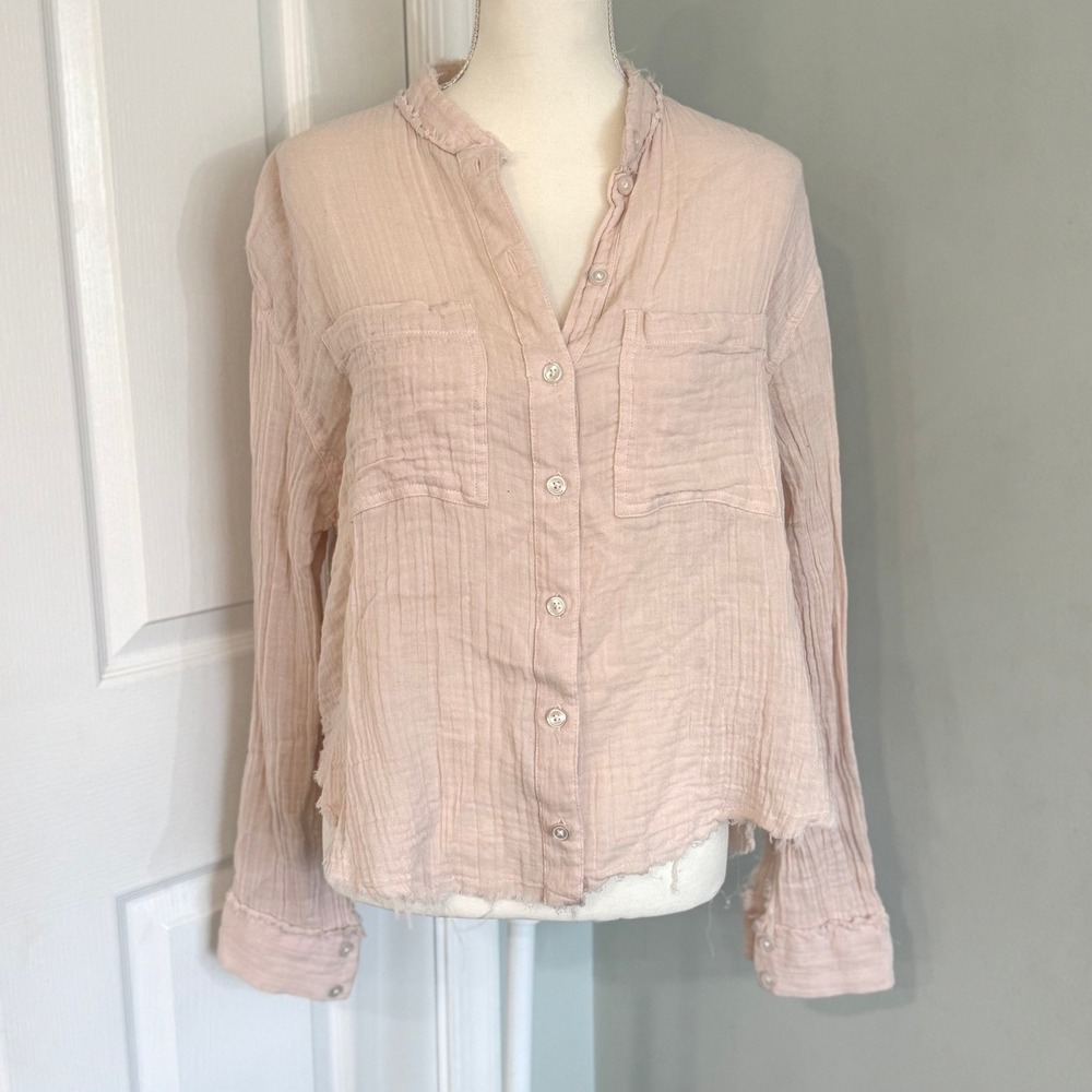 Urban Outfitters Pink Gauze Frayed Collar Button Down Blouse Top Small Boxy